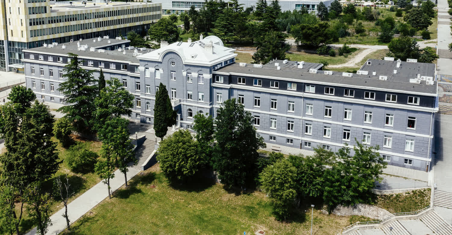 Zgrada Akademije Iz Zraka, Izvor Novi List